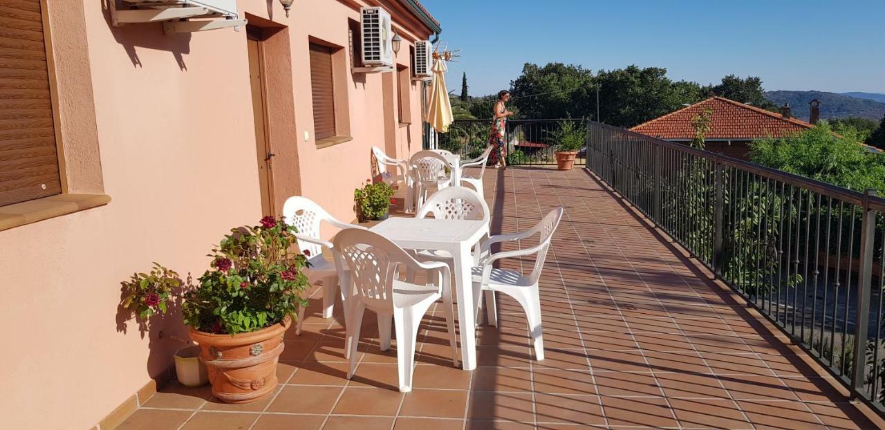 Apartamentossierradegata La Noguera Villamiel المظهر الخارجي الصورة